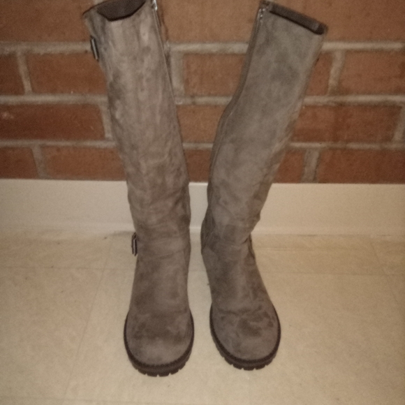 Kenneth Cole - Picture 5 of 7